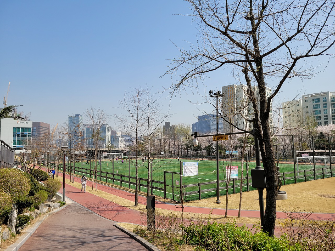 李磊：这赛季我们有争取双冠的机会，但很可惜没有拿到